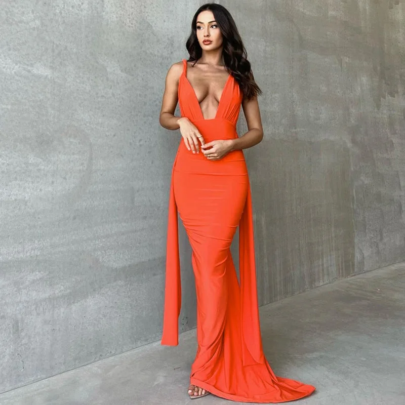 New Trending Ruched backless Sexy Halter Dresses Sleeveless Bodycon Maxi Long Dress Summer Elegant Dress